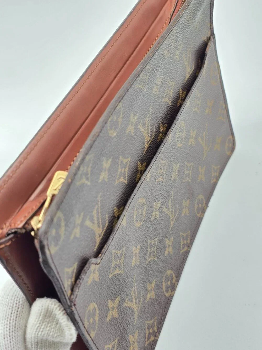 Authentic Louis Vuitton Monogram Canvas Pochette Toilette Zip Toiletry Pouch